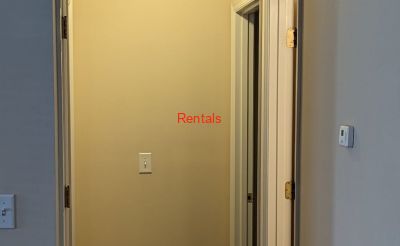 5411 Hester (15)_hallway