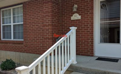 5411 Hester (2)_front porch steps